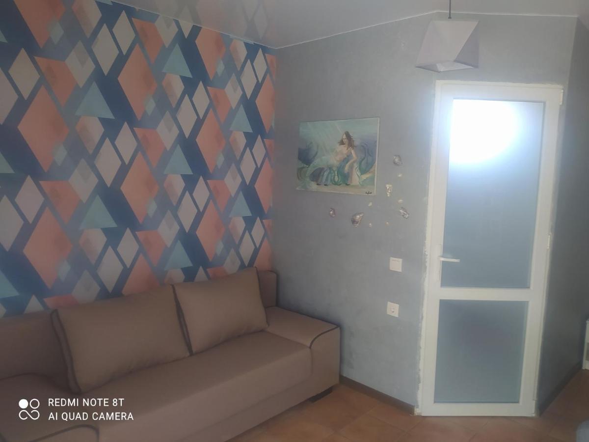 Отель "Лагита" セルゲーエフカ エクステリア 写真